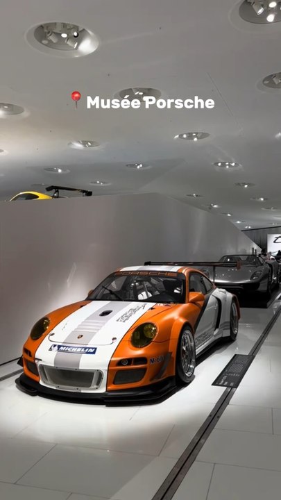 Un musée mythique pour les passionnés d’automobile ! 🚗✨🏁Le Musée Porsche retrace l’histoire légendaire de la marque avec des modèles iconiques et des voitures de rêve.©️ Crédit : @as__cars (tiktok)👉🏻 Abonne-toi ! 🌳