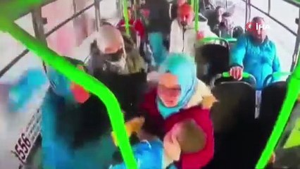 Otobüste yürekleri ağza getiren anlar: "Ömer, ne oldu?"