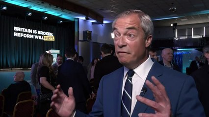 Farage Urges UK to Block Chinese Firms from Critical Infrastructure 🚧