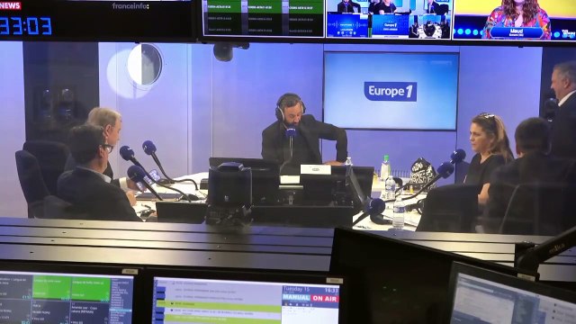 Emmanuel Macron, Didier Deschamps... Cyril Hanouna appelle des célébrités pour fêter les audiences de l'émission