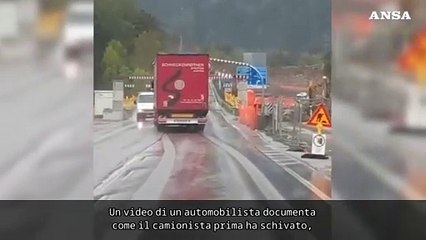 Val Pusteria, tir si schianta contro la segnaletica "anti-camion"