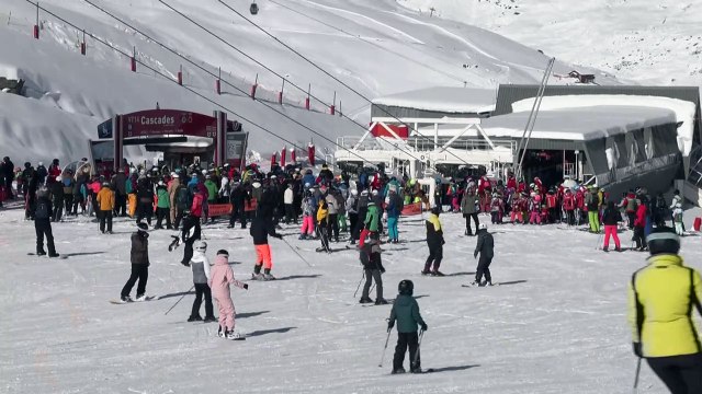 ثلوج الربيع تعيد فتح مناطق التزلج في فرنسا