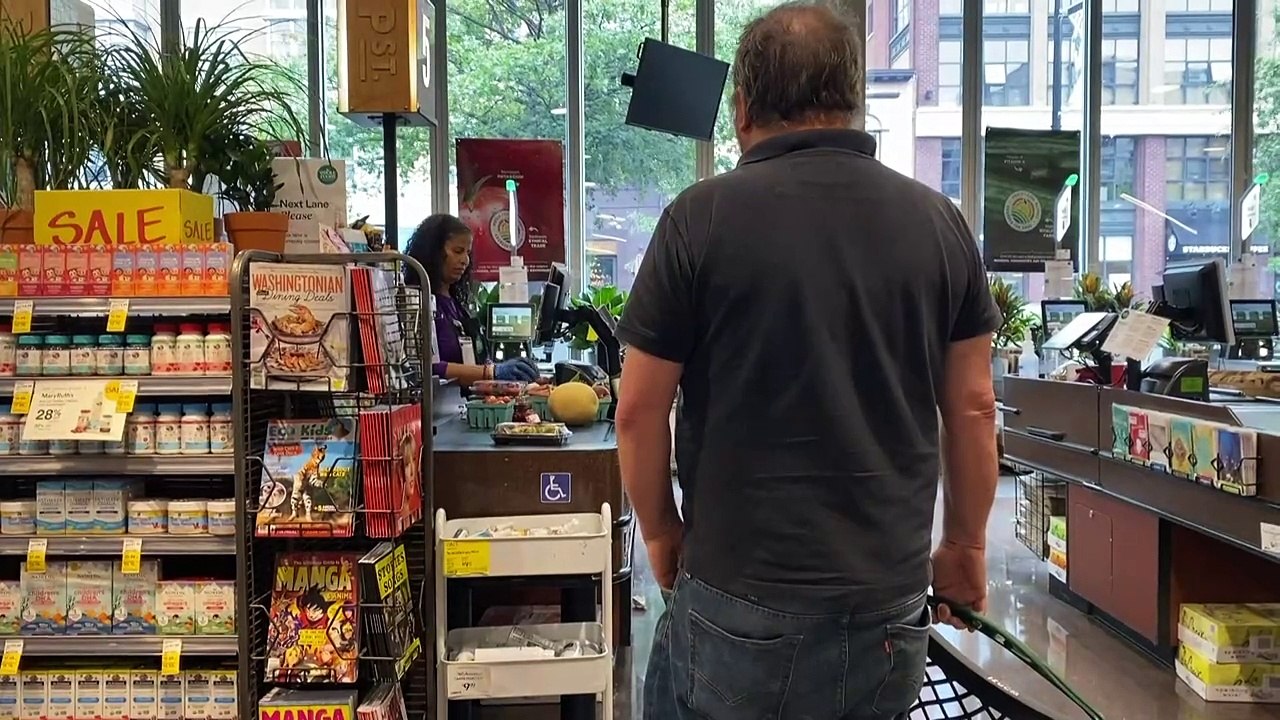 Fed-Chef kritisert Trumps Zollpolitik - US-Präsident schlägt zurück