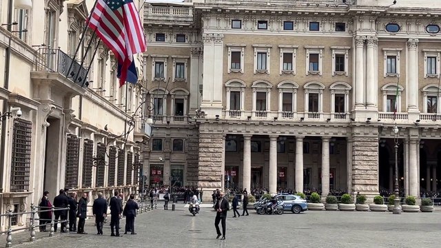 L'arrivo di Vance a Palazzo Chigi, le immagini