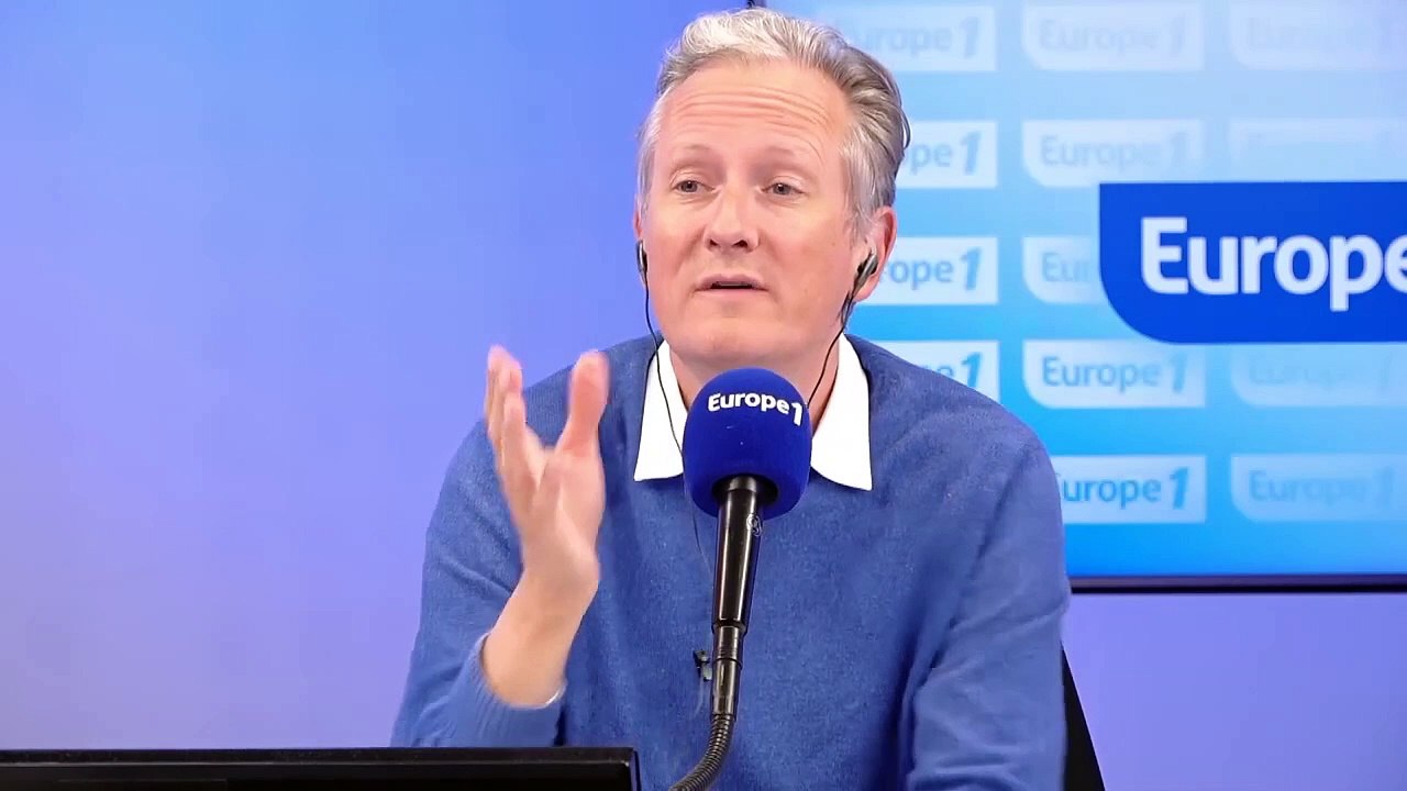 Les ouvriers de la restauration de Notre-Dame décorés à l’Élysée