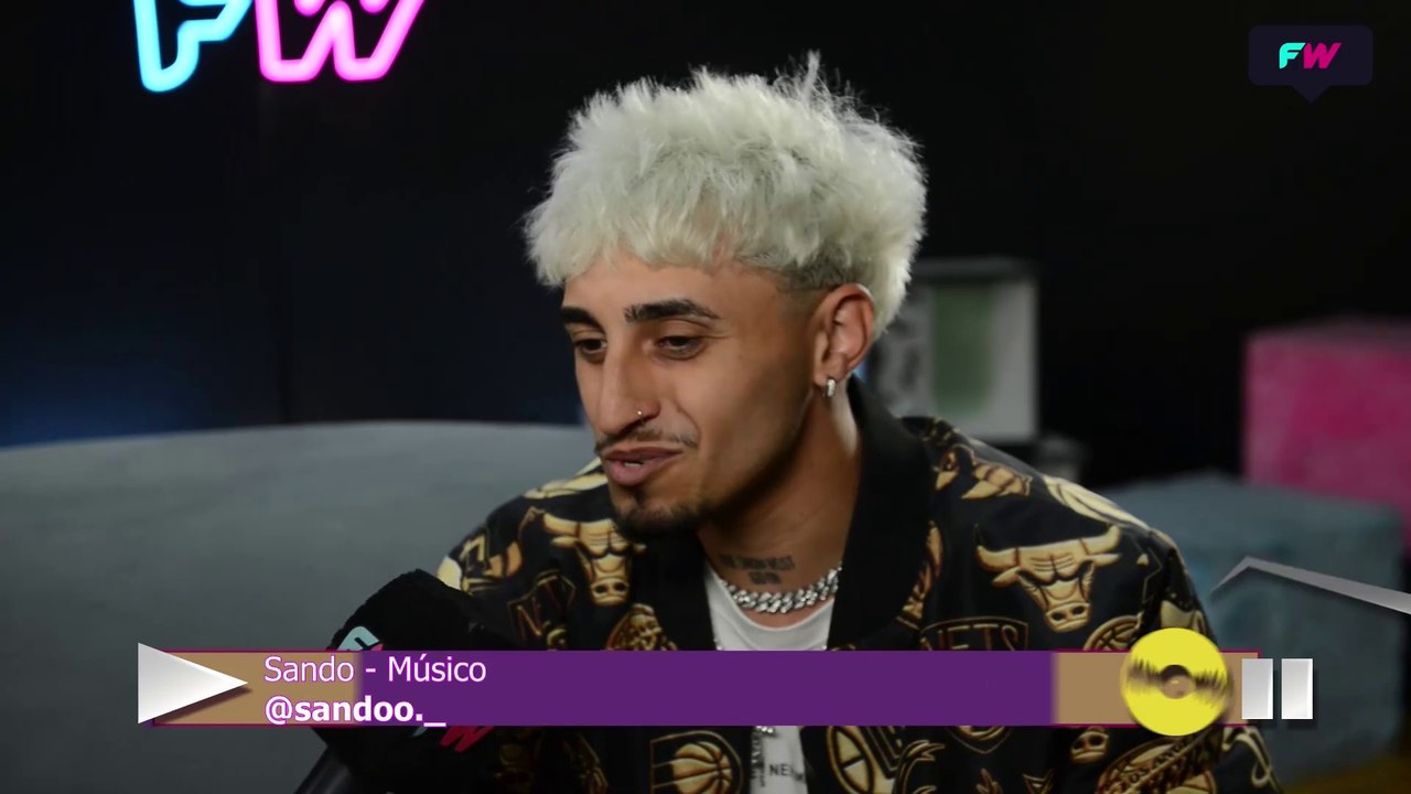 SANDO EN NUESTRO LIVING 🎙️🎶