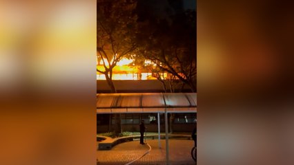 Polícia investiga causas de incêndio na PUC-PR; bombeiros controlam chamas em 30 minutos
