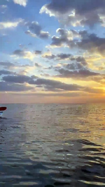 Amazing sunrise at Sifah beach! 😍🌅 #Oman #Beach #Sunrise #Travel #Vacation