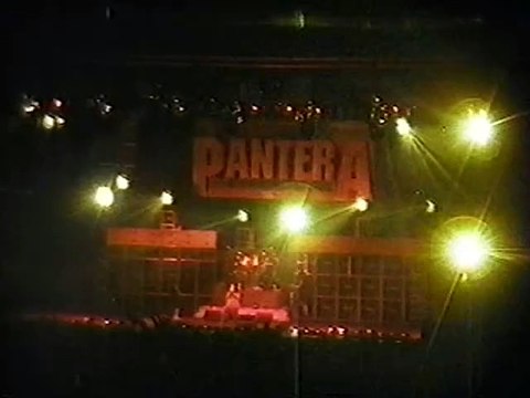 Pantera - 2001.03.11 - Live at First Union Center, Philadelphia, PA, USA (Happy Birthday, Vince!) (Full Concert)