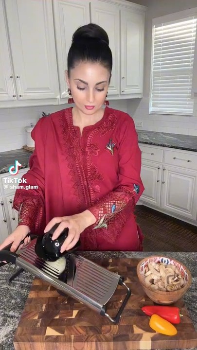 we are making  beef burgers