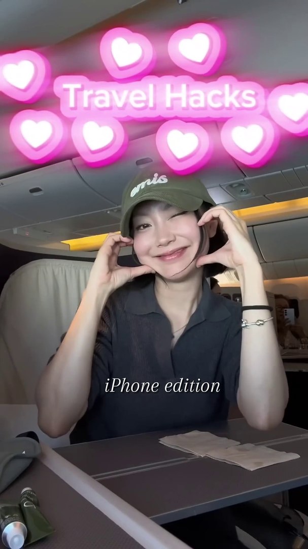 ⁣These travel iPhone hacks will blow your mind 🤯
