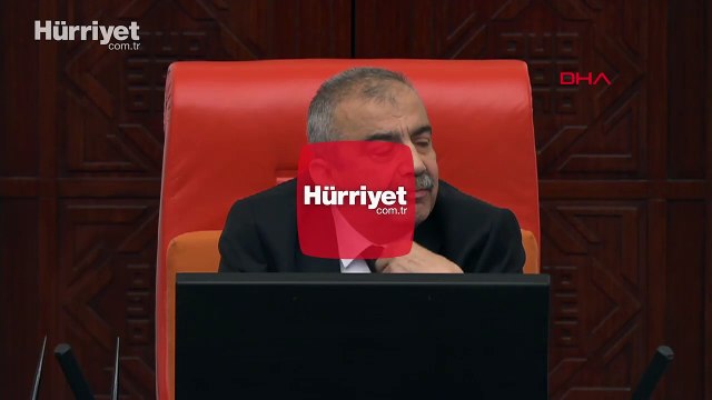 Sırrı Süreyya Önder Meclis'te yaptığı açıklamada hastalığını anlatmıştı