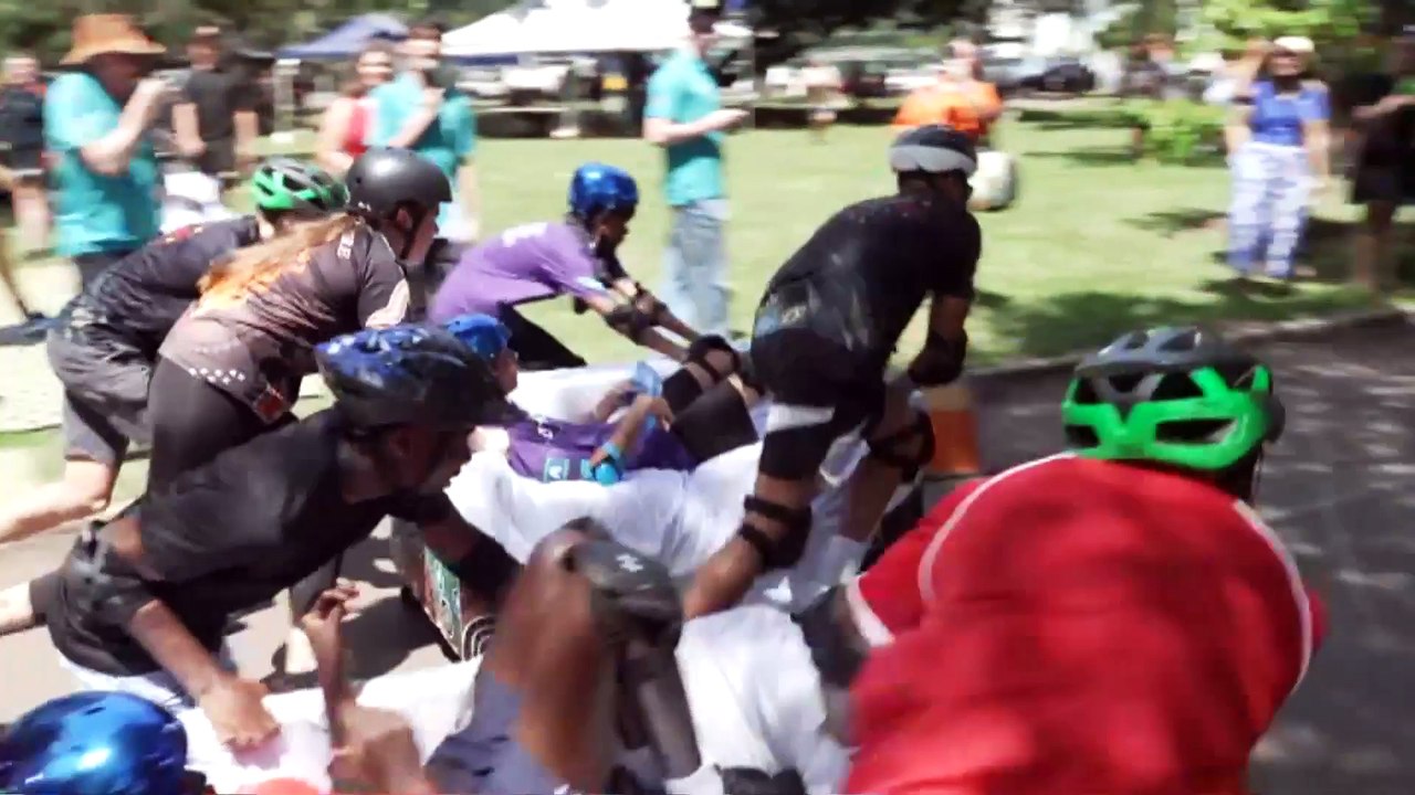 Young people in Darwin surf couches on streets for youth homelessness