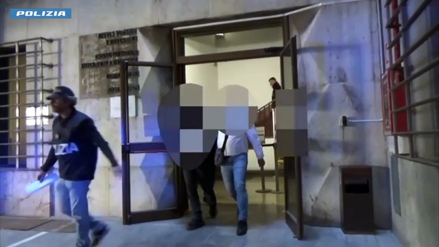 OPERAZIONE “FAKE LOAN” DI CONTRASTO ALLE RICHIESTE DI FINANZIAMENTO ILLECITE CON FALSE BUSTE PAGA: COLPITA ASSOCIAZIONE A DELINQUERE CON 5 MISURE CAUTELARI. (16.04.25)