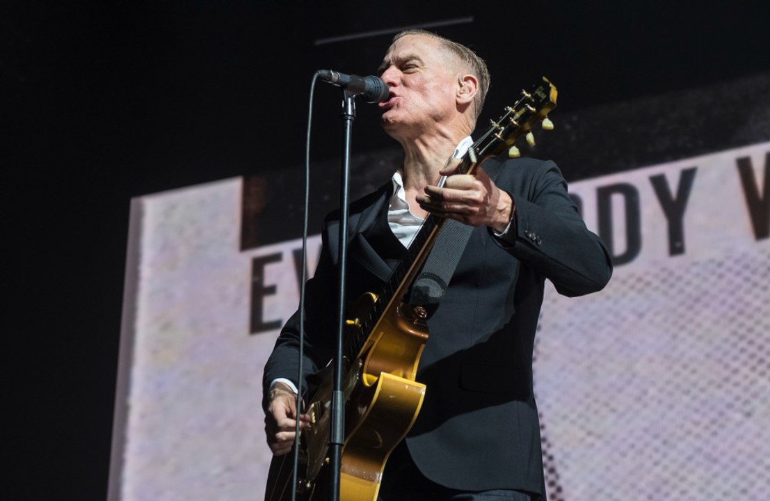 Bryan Adams: Er bekam seine erste richtige Gitarre nach dem Summer of '69