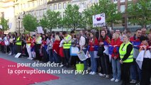 Des étudiants serbes, protestataires à vélo, arrivent à Strasbourg