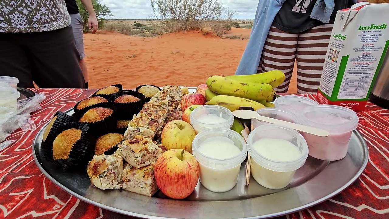 100-Stunden Namibia: Die erste Nacht im Zelt und weitere Kalahari Abenteuer