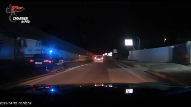 Giugliano: fuga in contromano per 10 km, arrestato dai Carabinieri