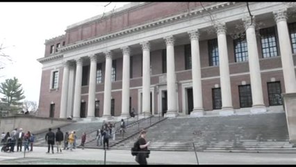 Scontro Trump-Harvard, il tycoon minaccia revoca esenzioni fiscali