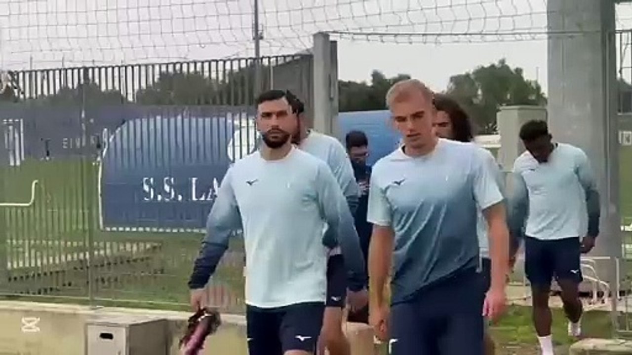 LAZIO - BODO, ALLENAMENTO DELLA VIGILIA: L'INGRESSO IN CAMPO DELLA LAZIO
