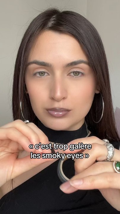 La meilleure façon de faire un smoky eyes 🤍