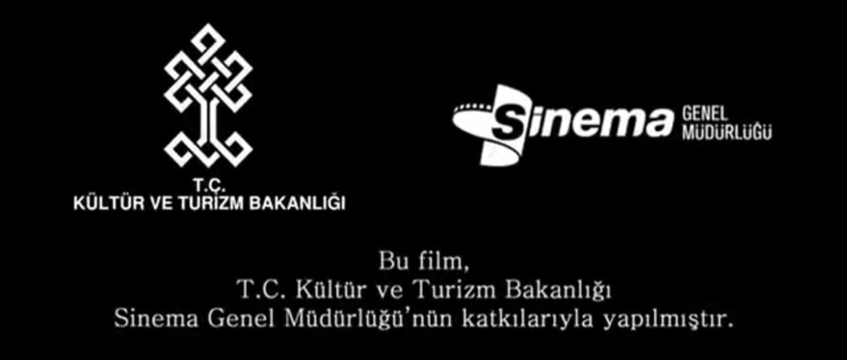 MUST WATCH_Türk Filmi İzle_Nurcan, kocasının ölümünden sonra üç çocuğu ile baş başa kalır; büyük kızları Feride, ailede baba rolünü üstlenmek zorunda kalır.