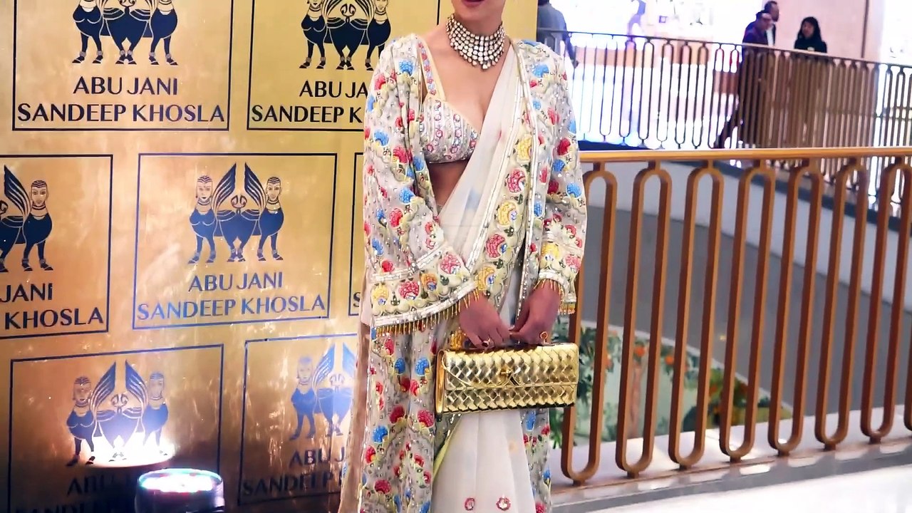 A Night Of Elegance: Nita Ambani, Sonali Bendre, Asha Parekh & More Attend Abu Jani Sandeep New Store Launch