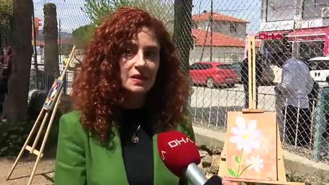 10 yaşındaki otizmli Hasan, ilk resim sergisini açtı