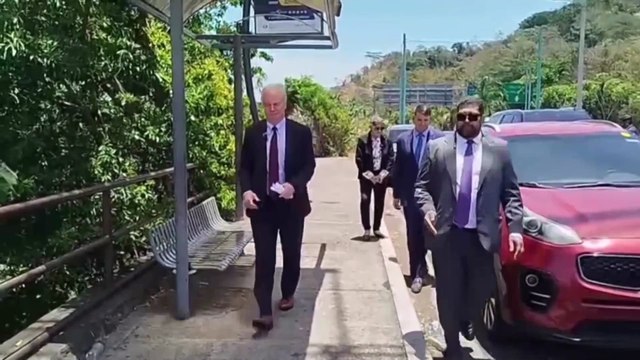 US senator blocked from visiting wrongly deported man, says Trump violating court orders