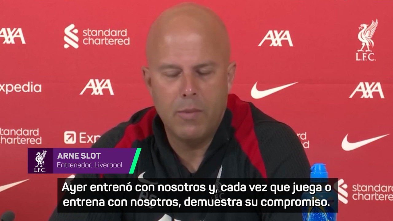 En días duros, una alegría para los madridistas: el enigmático mensaje de Slot hablando de Arnold