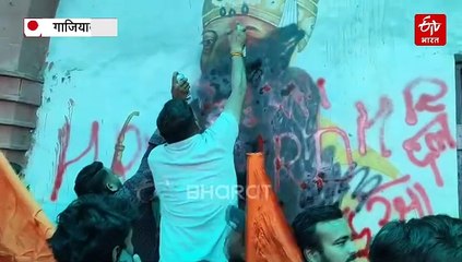 गाजियाबाद स्टेशन पर औरंगजेब समझ बहादुर शाह जफर की तस्वीर पर पोती कालिख, RPF ने दर्ज किया मुकदमा