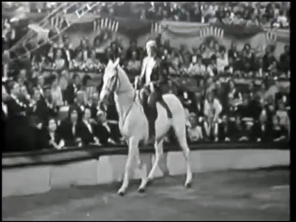 Johnny Hallyday – Numéro Équestre au Gala de l'Union des Artistes (21 mars 1964)