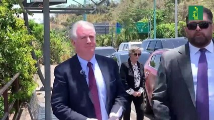 Senador estadounidense pide al vicepresidente de El Salvador la liberación de Kilmar Ábrego