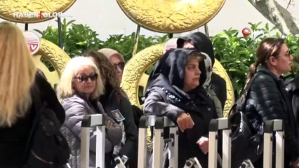 Tarkan'ın annesi Neşe Tevetoğlu son yolculuğuna uğurlandı