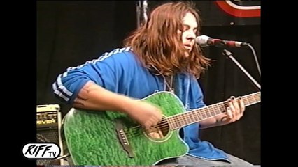 Riff Sessions: Seether "Something in the Way"