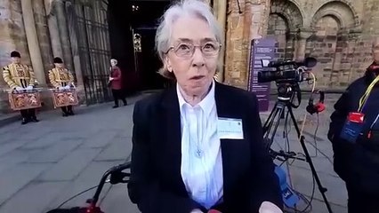 Watch as singing Sunderland nun Sister Josepha receives Royal recognition from the King for selfless work in the community