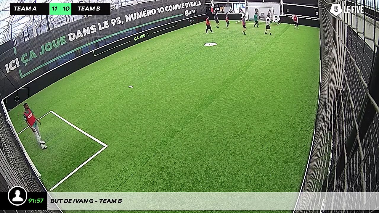 But de Ivan G - Team B