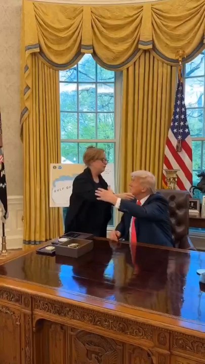 🚨 Le président Trump invite Patty Morin dans le Bureau ovalePatty Morin est une mère endeuillée . Son histoire a attiré l'attention après le meurtre de sa fille, Rachel Morin, en août 2023, un crime qui a été commis par un immigrant sans papiers