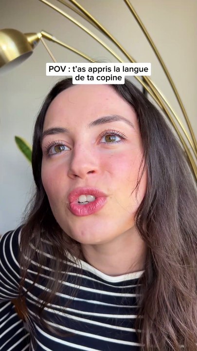 avec son plat vegan là 😭🕊