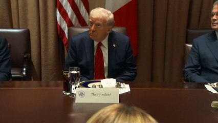 Droits de douane: Trump se dit sûr "à 100%" qu'il y aura un accord avec l'UE