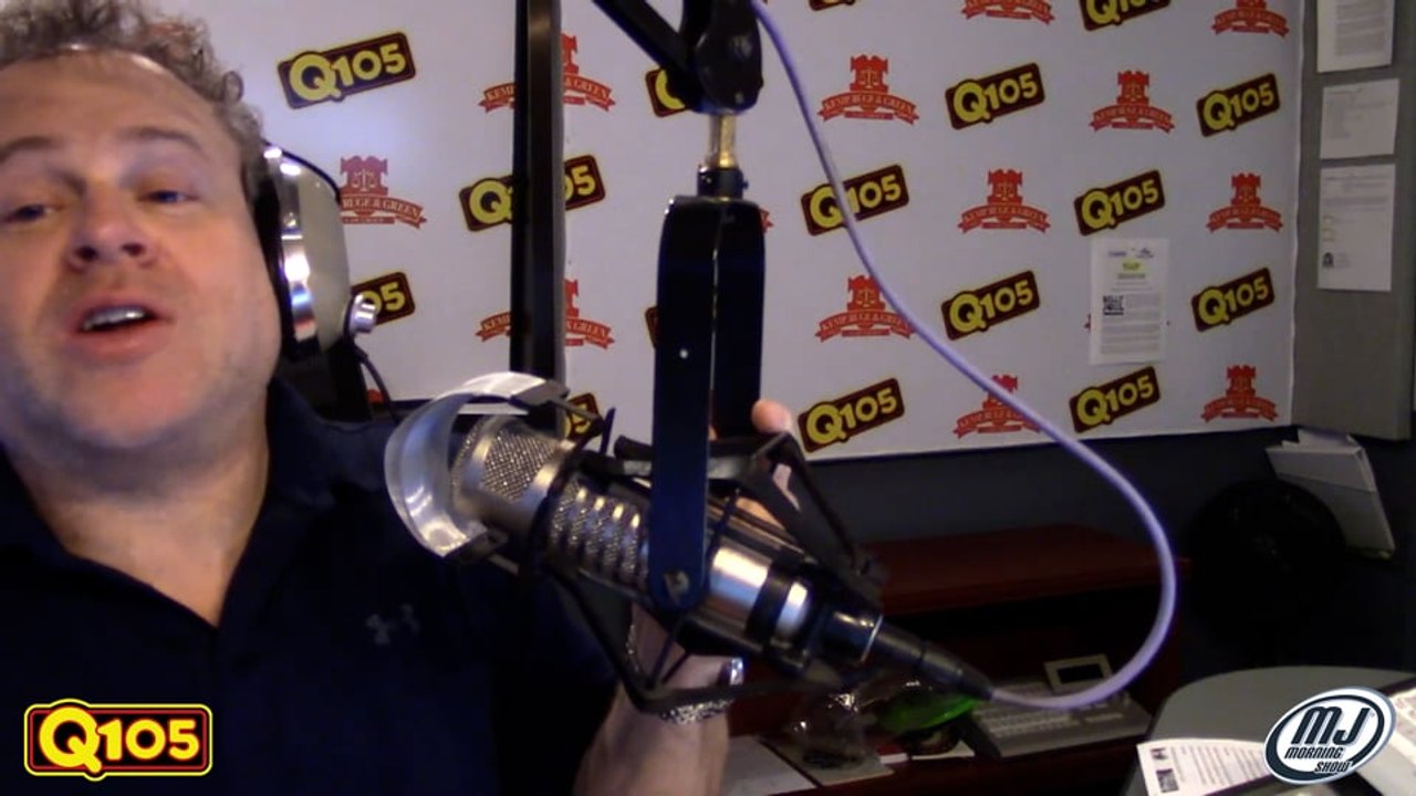 MJTV: MJ Wants Froggy To Test His Gold Tooth at a Pawn Shop