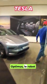 Optimus le robot humanoïde de Tesla entarté #news #tesla
