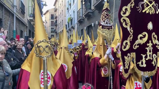 Himno de España en la procesión de Jueves Santo en Pamplona