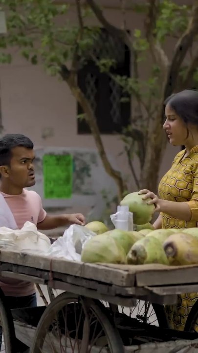 لڑکی کا ناریل والے پہ دل اگیا توبہ 🇵🇰🇵🇰🇵🇰💯🤔🤔🤔🤔 پر کیسے