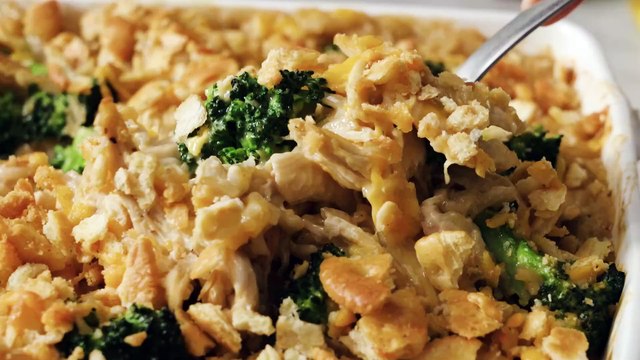 This Classic Chicken & Broccoli Casserole Is Weeknight Dinner Perfection