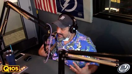 Fester Discovers A New Way To Eat Bacon And MJ Wants To Try It Immediately