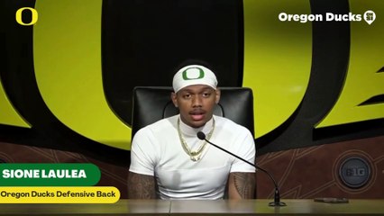 Oregon Ducks' Sione Laulea Breaks Down Freshman Receivers Dakorien Moore and Cooper Perry