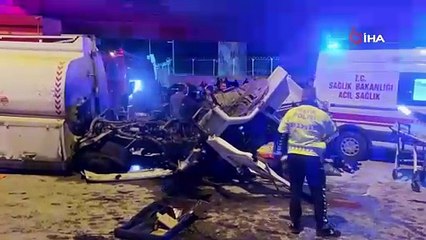 Hatay'da feci kaza: Freni patlayan arasöz duvara çarptı!
