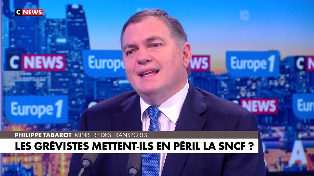 Les revendications des contrôleurs, appelés à faire grève pour le pont du 8-mai, ne sont "pas légitimes", juge le ministre des Transports Philippe Tabarot, estimant qu'ils n'étaient "pas les plus mal traités au sein de la SNCF" - VIDEO