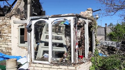 fire-destroys-t-1355961